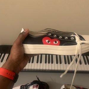 Selling Nike dunks and Comme De Garcon’s size 8.5